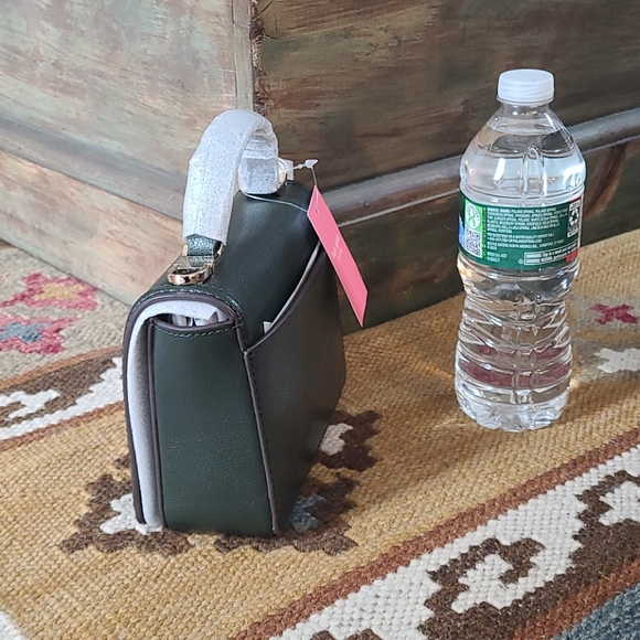 Kate Spade NY Maisie Small Flap Crossbody Bag Spruce Green Leather top handle - Picture 5 of 8